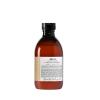 Davines Alchemic Shampoo, Color Enhancing Cleanser for Natural & Colored Hair – Safe Cleansing Formula with Pure Direct Pigments to Illuminate, Intensify & Protect 6 Vibrant Shades of Hair Color(Golden)