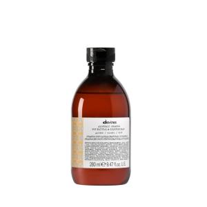 Davines Alchemic Shampoo, Color Enhancing Cleanser for Natural & Colored Hair – Safe Cleansing Formula with Pure Direct Pigments to Illuminate, Intensify & Protect 6 Vibrant Shades of Hair Color(Golden)