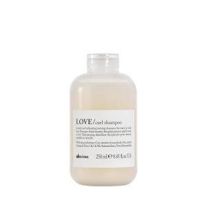 Davines LOVE Curl Shampoo, Enhancing Volume Taming Gentle Formula for Wavy and Curly Hair – Softens, Hydrates, and Boosts Curl Elasticity Without Compromising Texture with Almond Extract, 8.45 Fl Oz