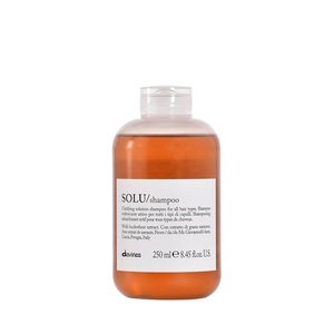 Davines SOLU/Shampoo, Clarifying Cleanser for All Hair Types – Removes Product Build-Up, Residue & Pollutants – Deep Cleaning Formula with Buckwheat Extract Refreshes Scalp & Hair(Original)