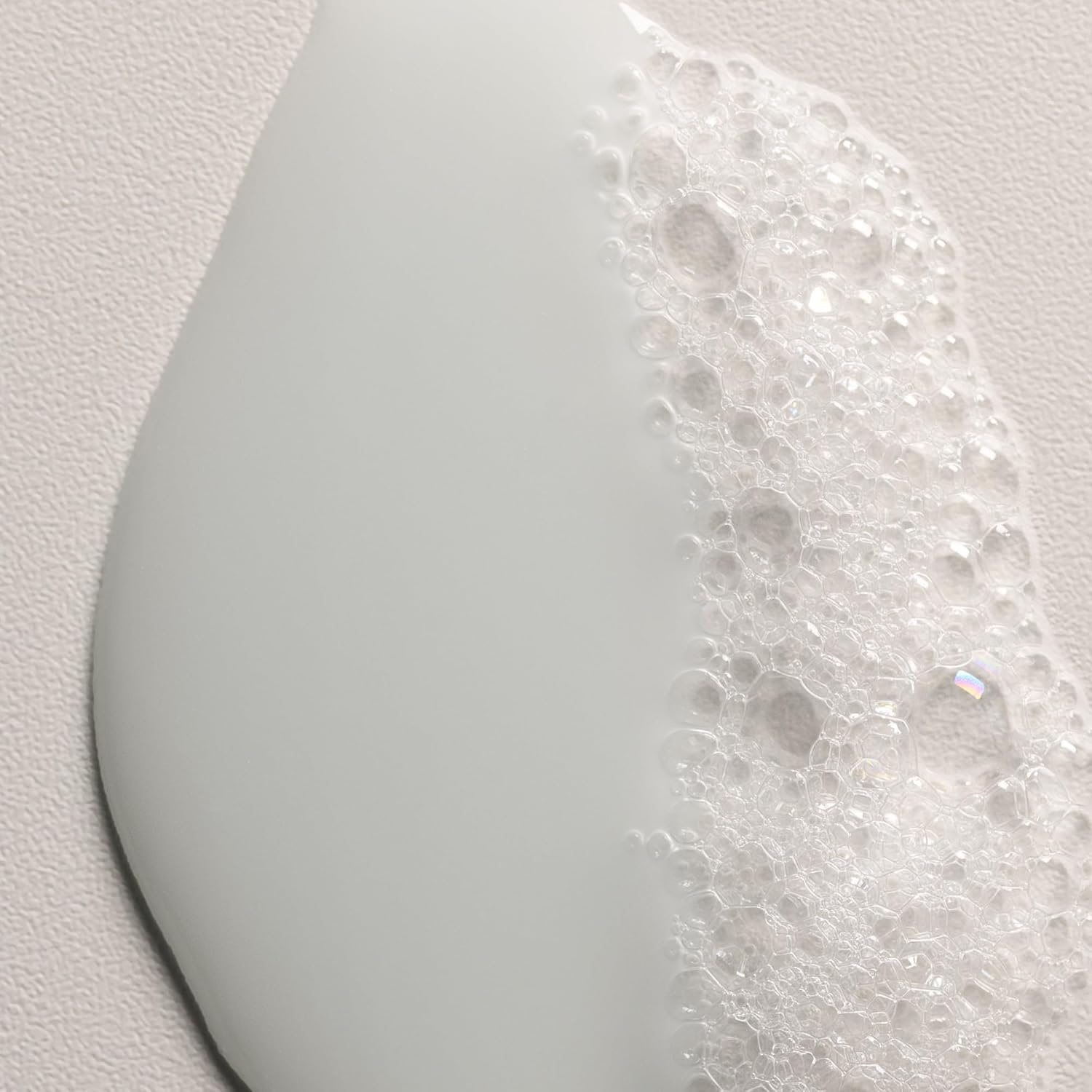 image:imageDavines MINUShampoo Protective amp Illuminating Cleanser for Color Treated Hair Preserves Vibrancy amp Shine with Green Coffee Gentle Formula Keeps Color Bright amp SoftRefill Size