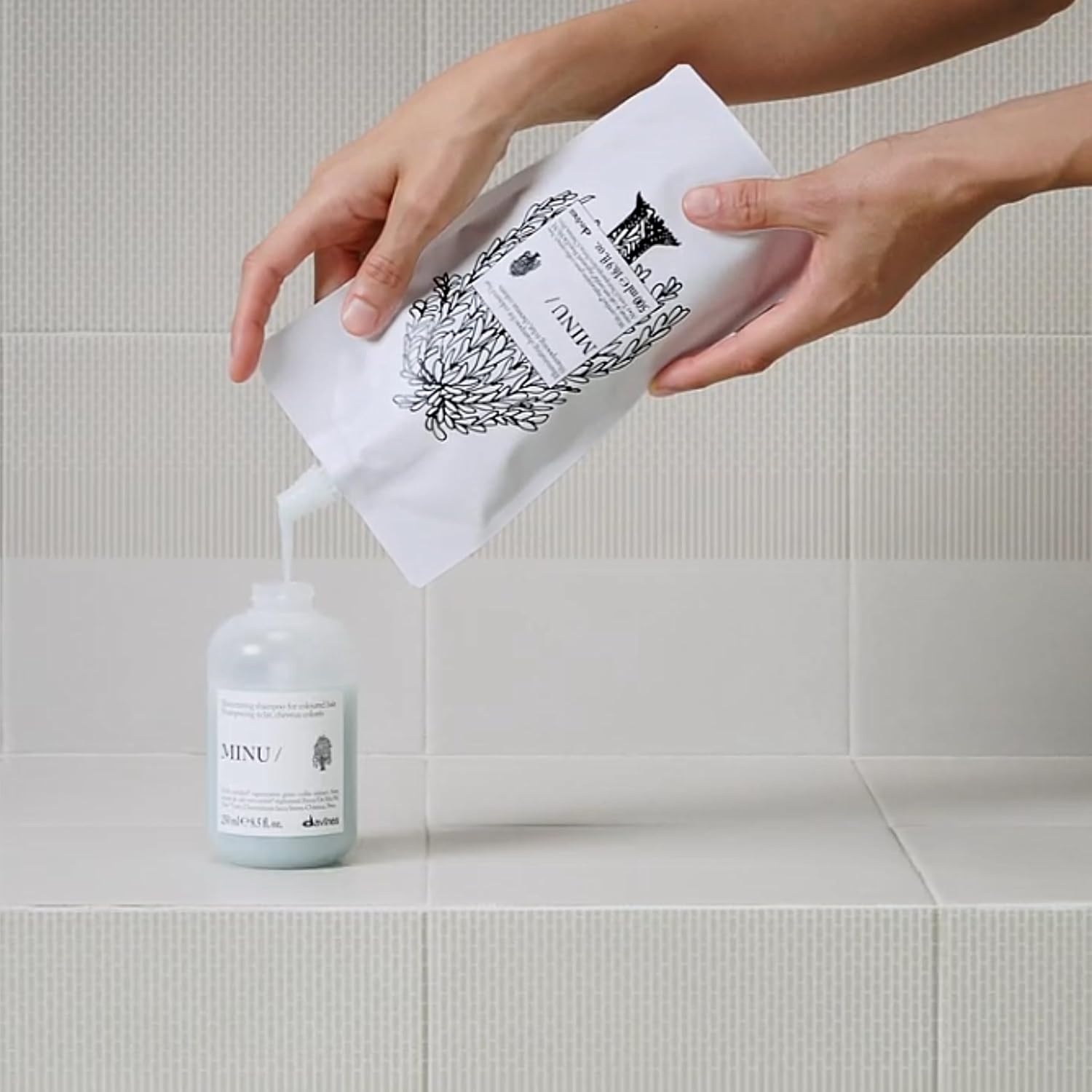image:imageDavines MINUShampoo Protective amp Illuminating Cleanser for Color Treated Hair Preserves Vibrancy amp Shine with Green Coffee Gentle Formula Keeps Color Bright amp SoftRefill Size