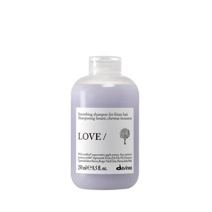 Davines LOVE/Smoothing Shampoo, Gentle Anti-Frizz Cleanser for Frizzy, Coarse or Unruly Hair – Promotes Straightening & Shine – Apple Pulp Formula for Soft, Tamed & Sleek Strands(Full Size)